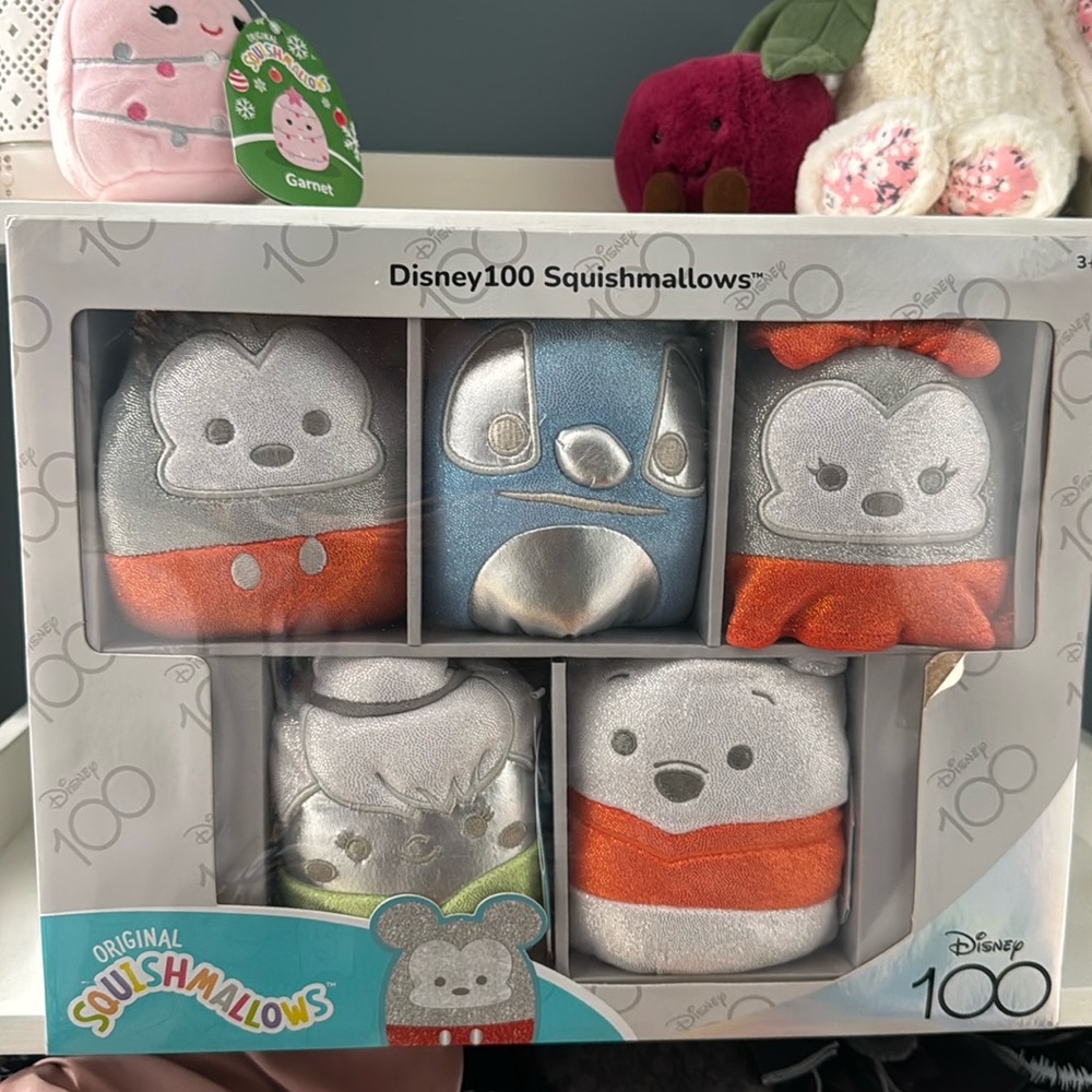 Squishmallow Disney 100 Set